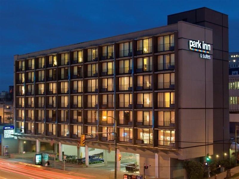 Park Inn & Suites By Radisson Vancouver Exteriör bild
